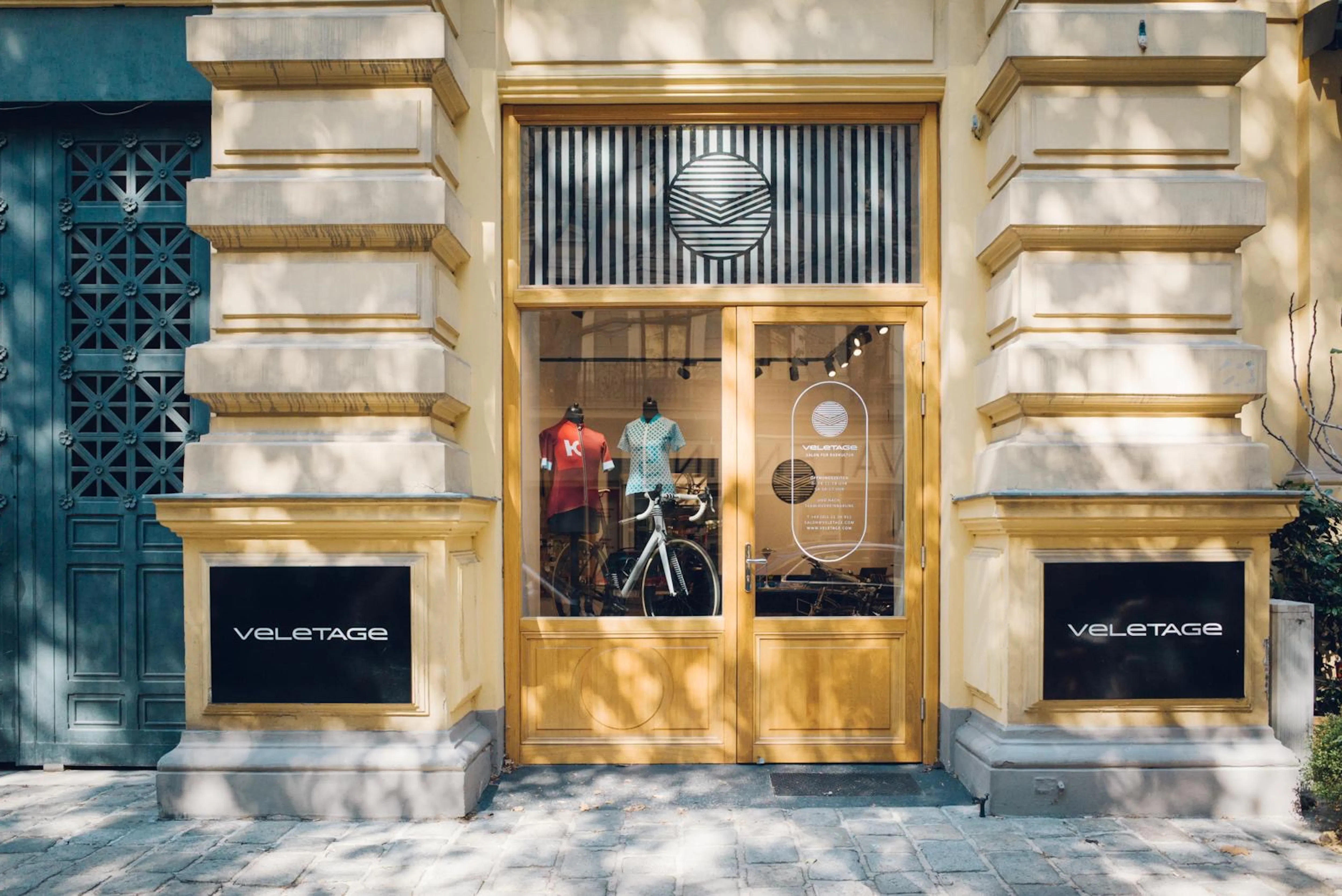Veletage, Vienna